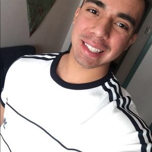 Meet your Posher, Julio